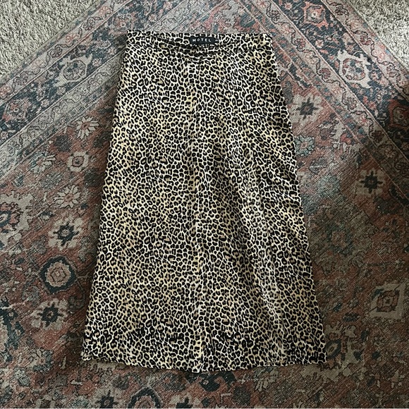 MOTEL LEOPARD SKIRT - Picture 1 of 4